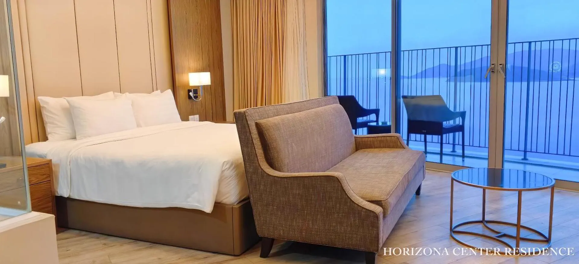 Grand Oceanfront Premier Suite Centre Nha Trang