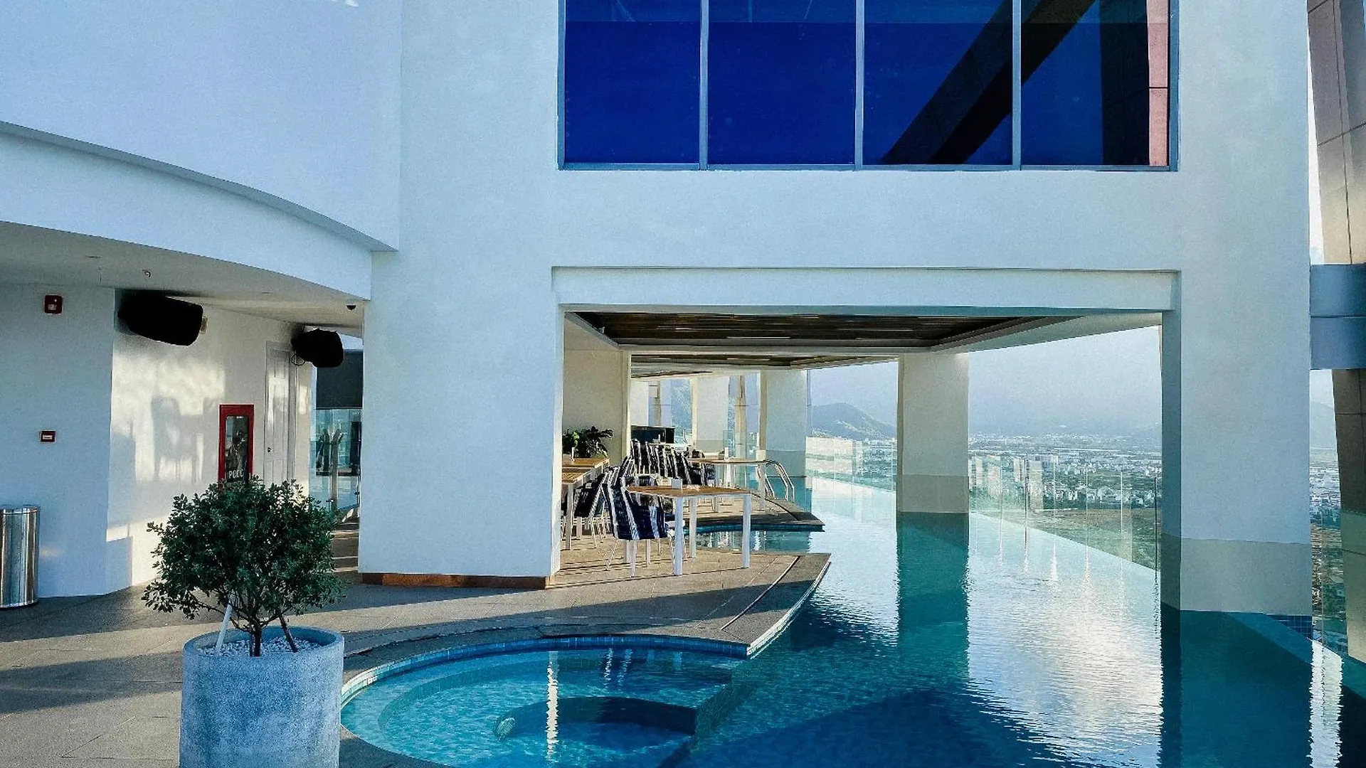 Apartment Grand Oceanfront Premier Suite Centre Nha Trang
